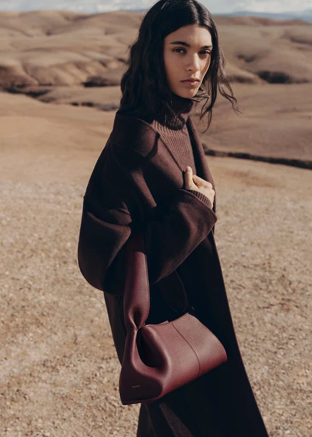 Numéro Neuf East West Edition Textured Black Cherry