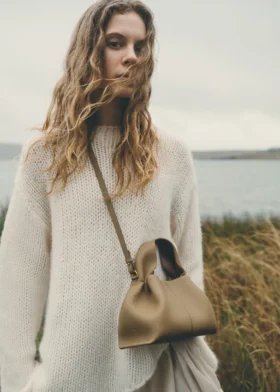 Numéro Neuf Mini Edition Textured Smoky Olive