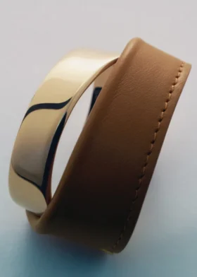 Ormé Cuff Edition Gold Gilded with Camel Leather