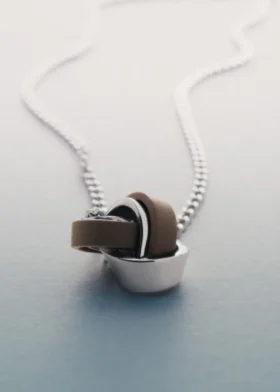 Ormé Necklace Edition Silver in rhodium with Taupe Leather