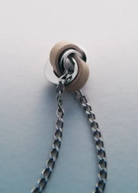Ormé Necklace Edition Silver in rhodium with Taupe Leather