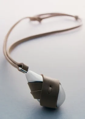 Ormé Pendant Edition Silver in rhodium with Taupe Leather